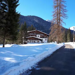 Scoiattolo Hotel Falcade